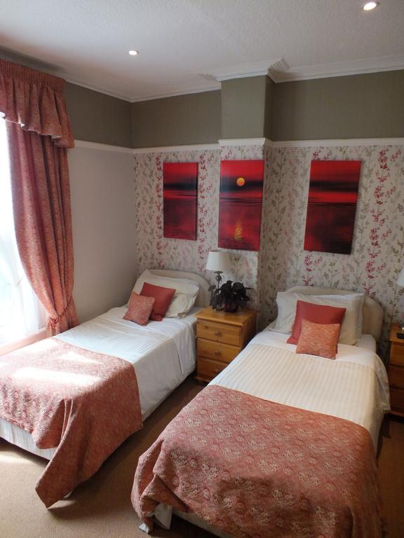 Guest house House